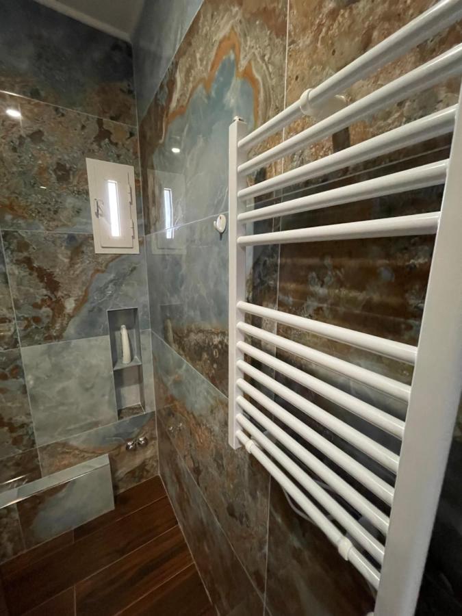 Hotel Vila 15 - Center تيرانا المظهر الخارجي الصورة