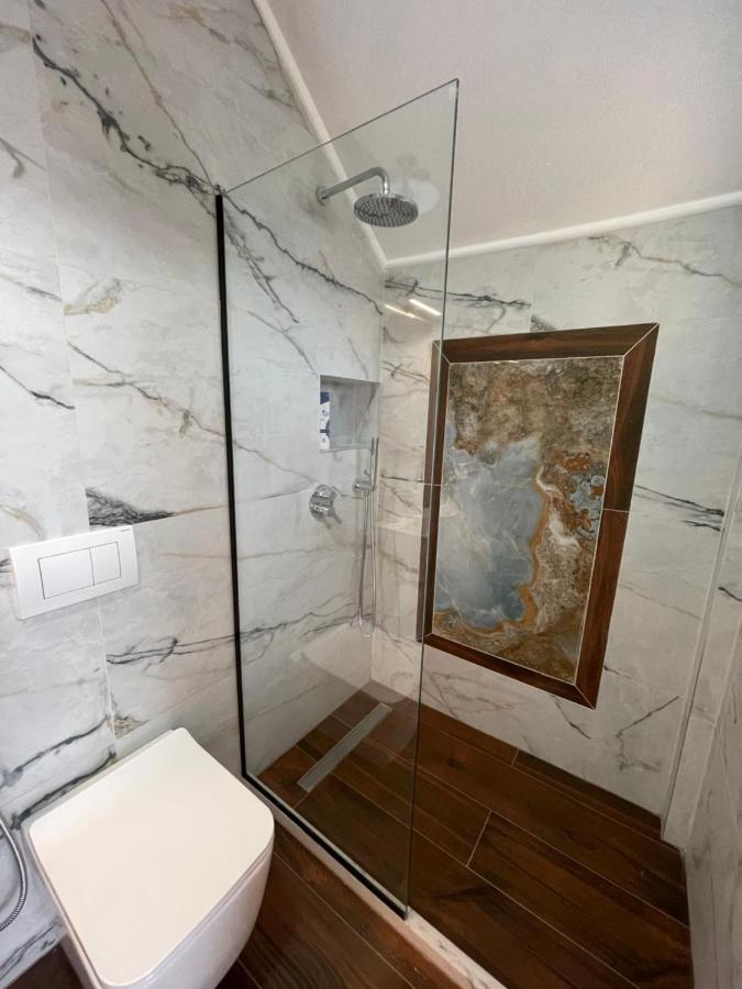 Hotel Vila 15 - Center تيرانا المظهر الخارجي الصورة