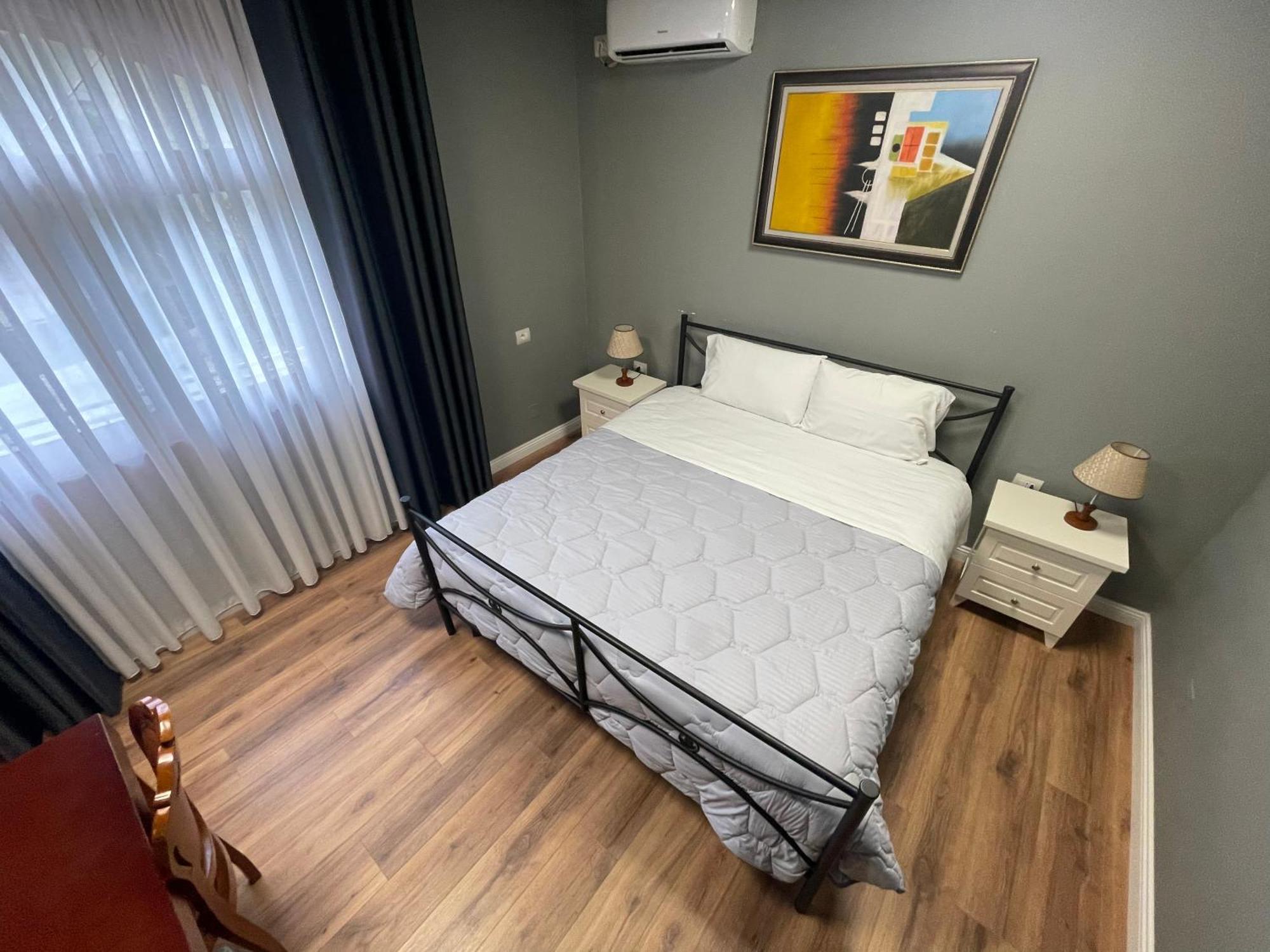 Hotel Vila 15 - Center تيرانا المظهر الخارجي الصورة